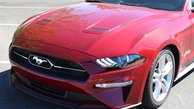 Used 2018 Ford Mustang Premium w/ Pony Package RWD image 20