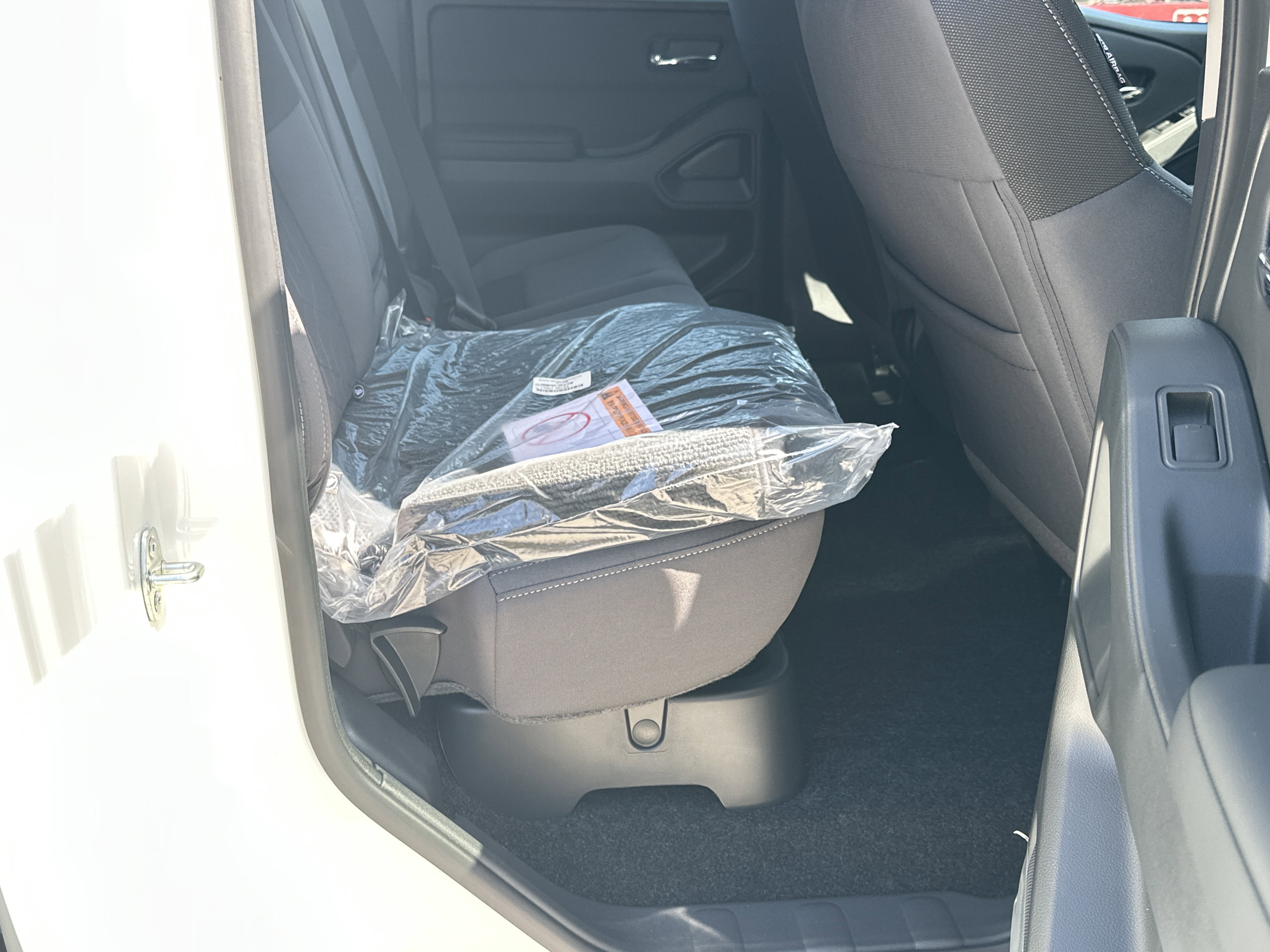 New 2026 Nissan Frontier SV w/ Tow Package image 15