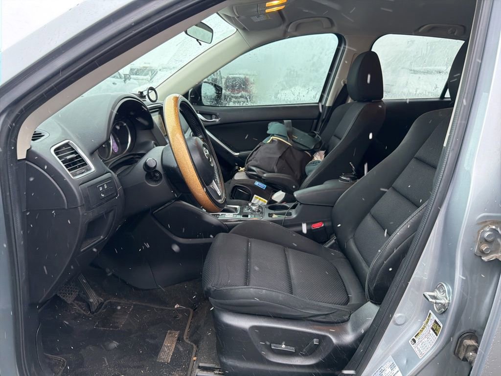 Used 2016 MAZDA CX-5 Touring image 2