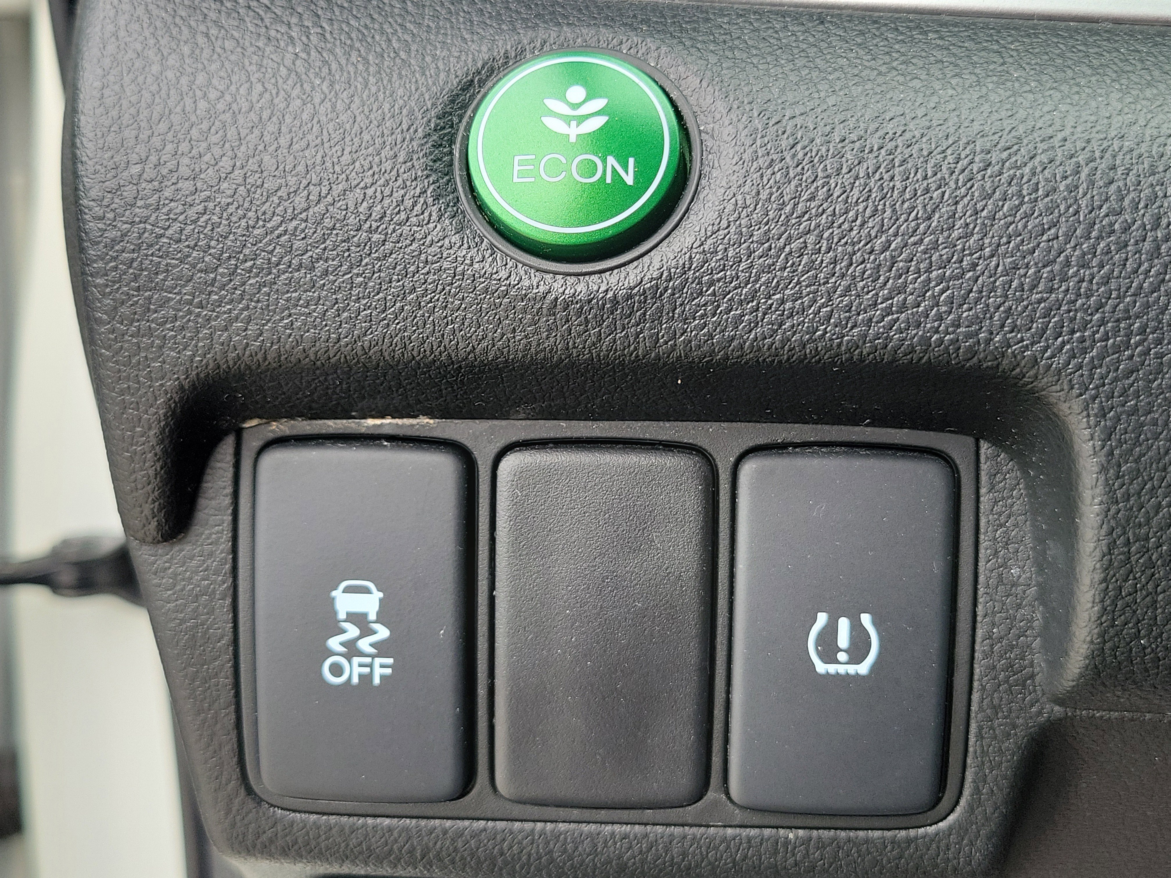 Used 2015 Honda CR-V LX image 22