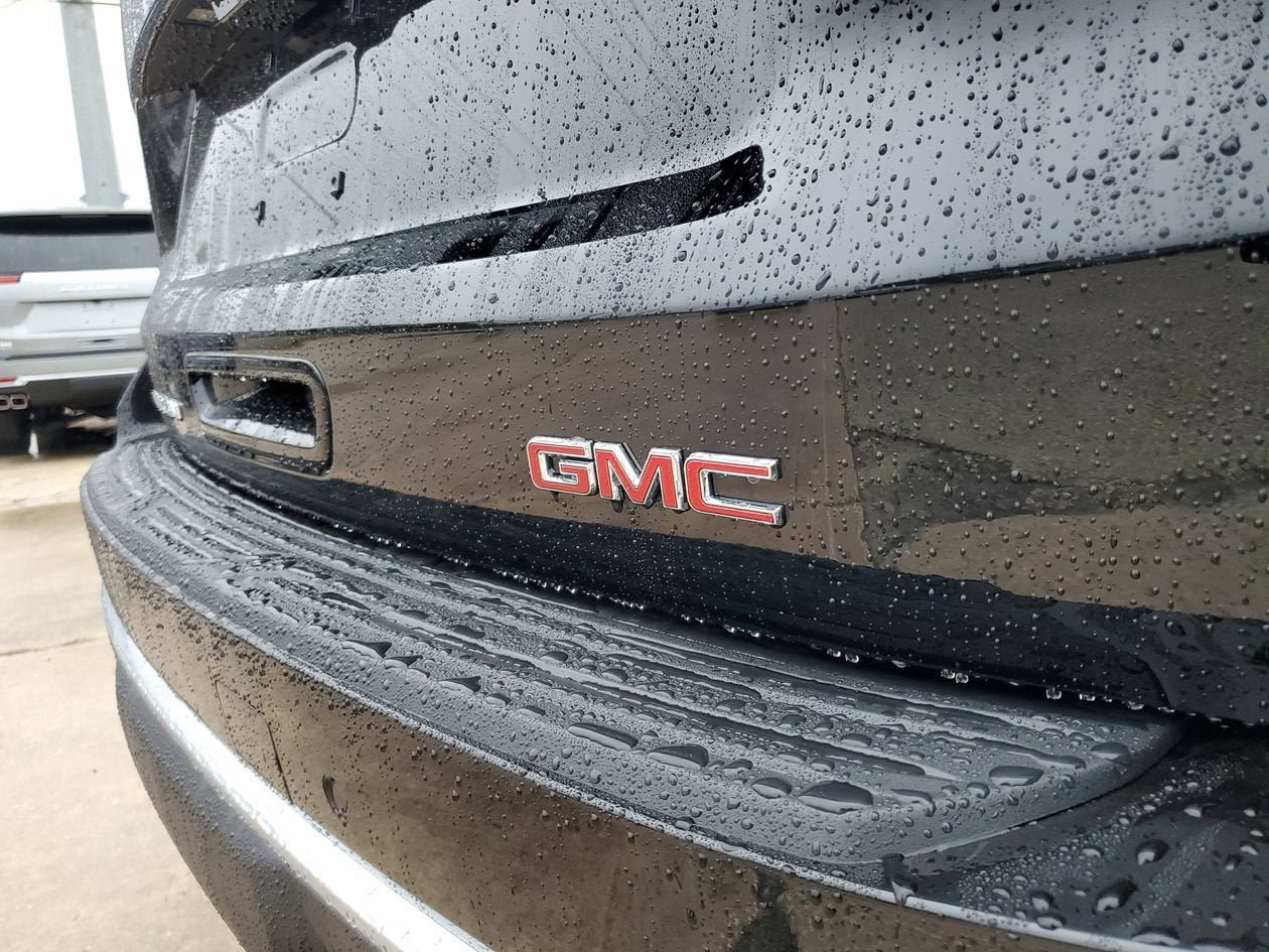 New 2026 GMC Yukon XL Denali w/ Denali Reserve Package AWD/4WD image 7