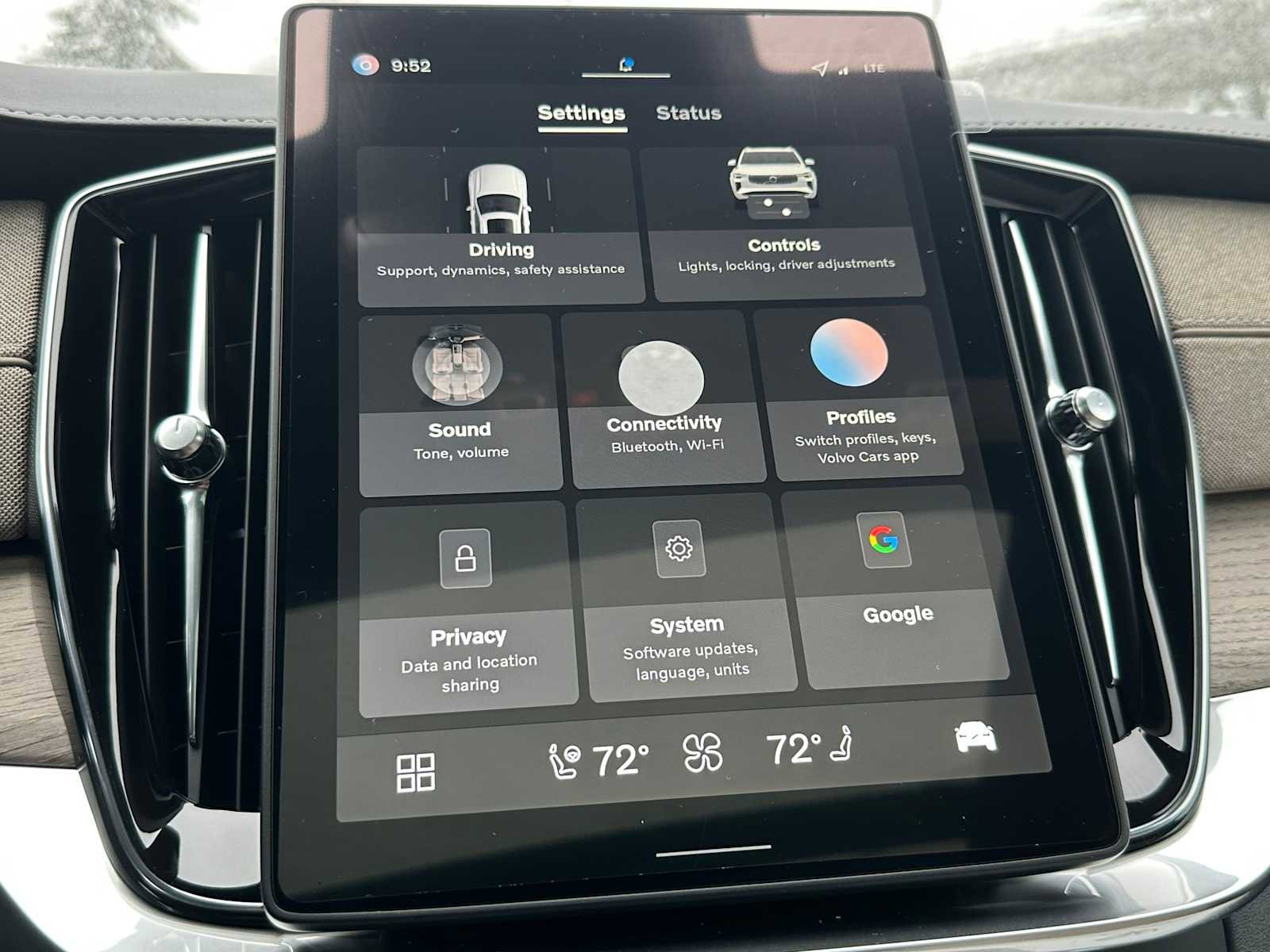 New 2026 Volvo XC90 B5 Core image 31