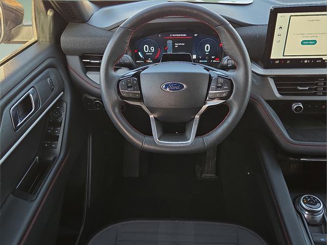 Used 2025 Ford Explorer ST-Line w/ ST-Line Street Pack AWD/4WD image 20