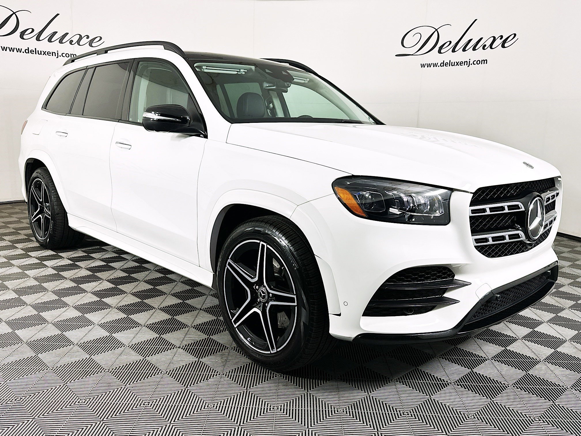 Used 2023 Mercedes-Benz GLS 450 4MATIC w/ AMG Line Exterior
