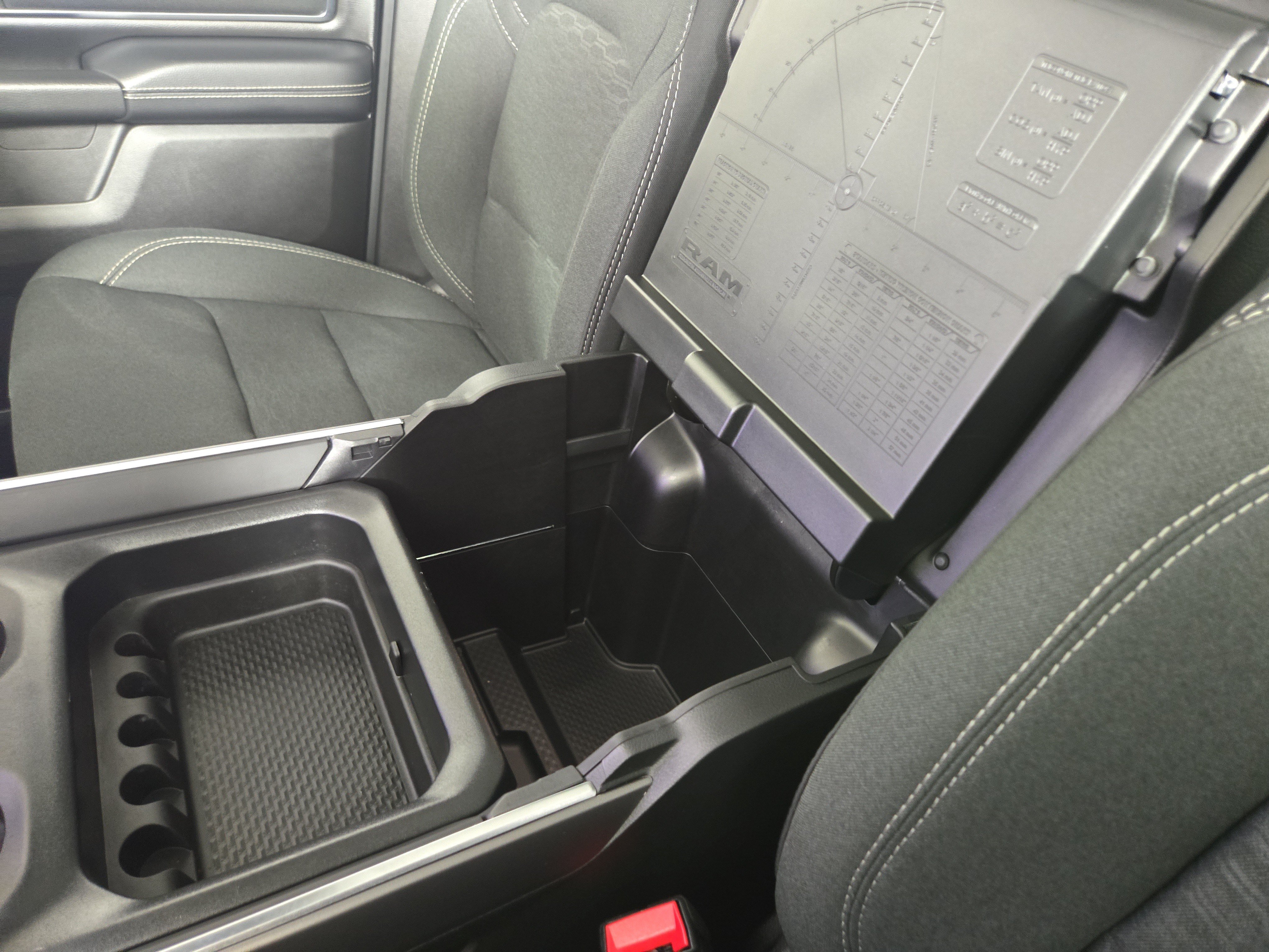 Certified 2025 RAM 1500 Big Horn AWD/4WD image 31