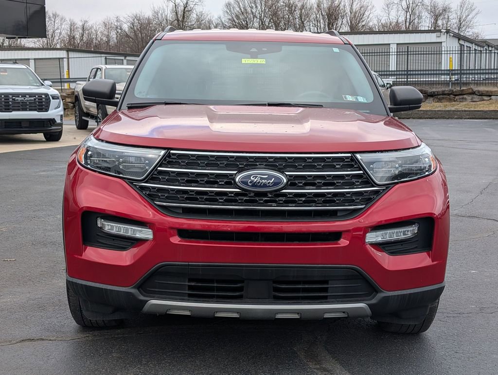 Used 2021 Ford Explorer XLT w/ Equipment Group 202A image 6