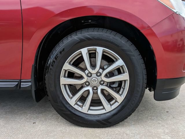 Used 2016 Nissan Pathfinder SV FWD image 11