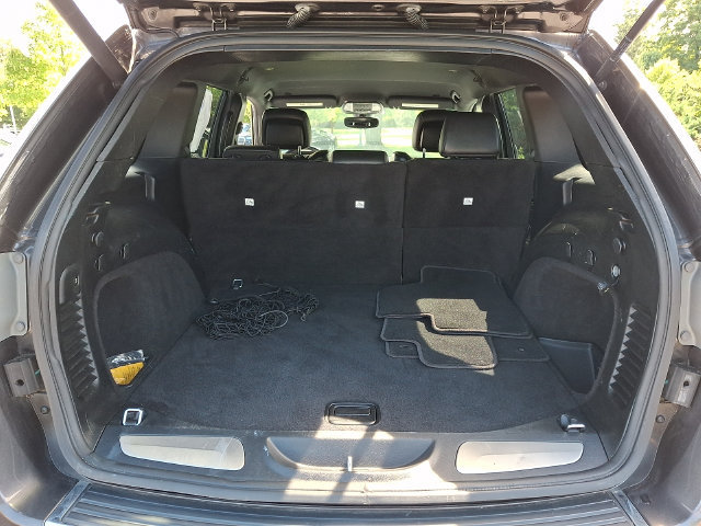 Used 2019 Jeep Grand Cherokee Limited AWD/4WD image 28