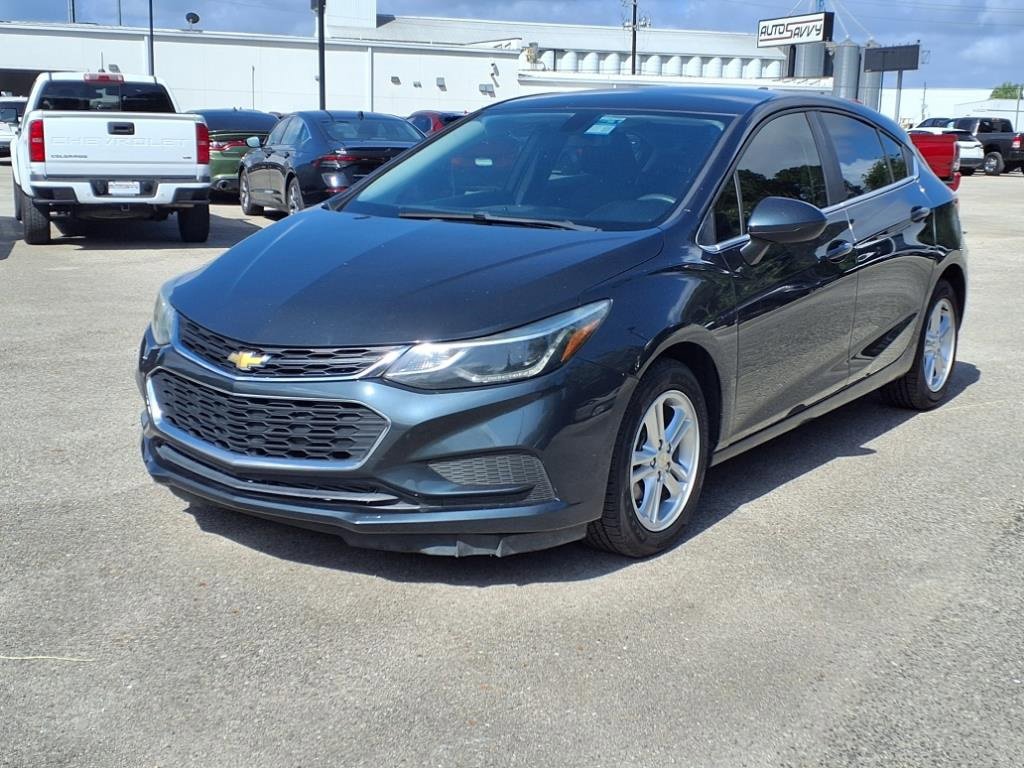 Used 2018 Chevrolet Cruze LT w/ Convenience Package image 25