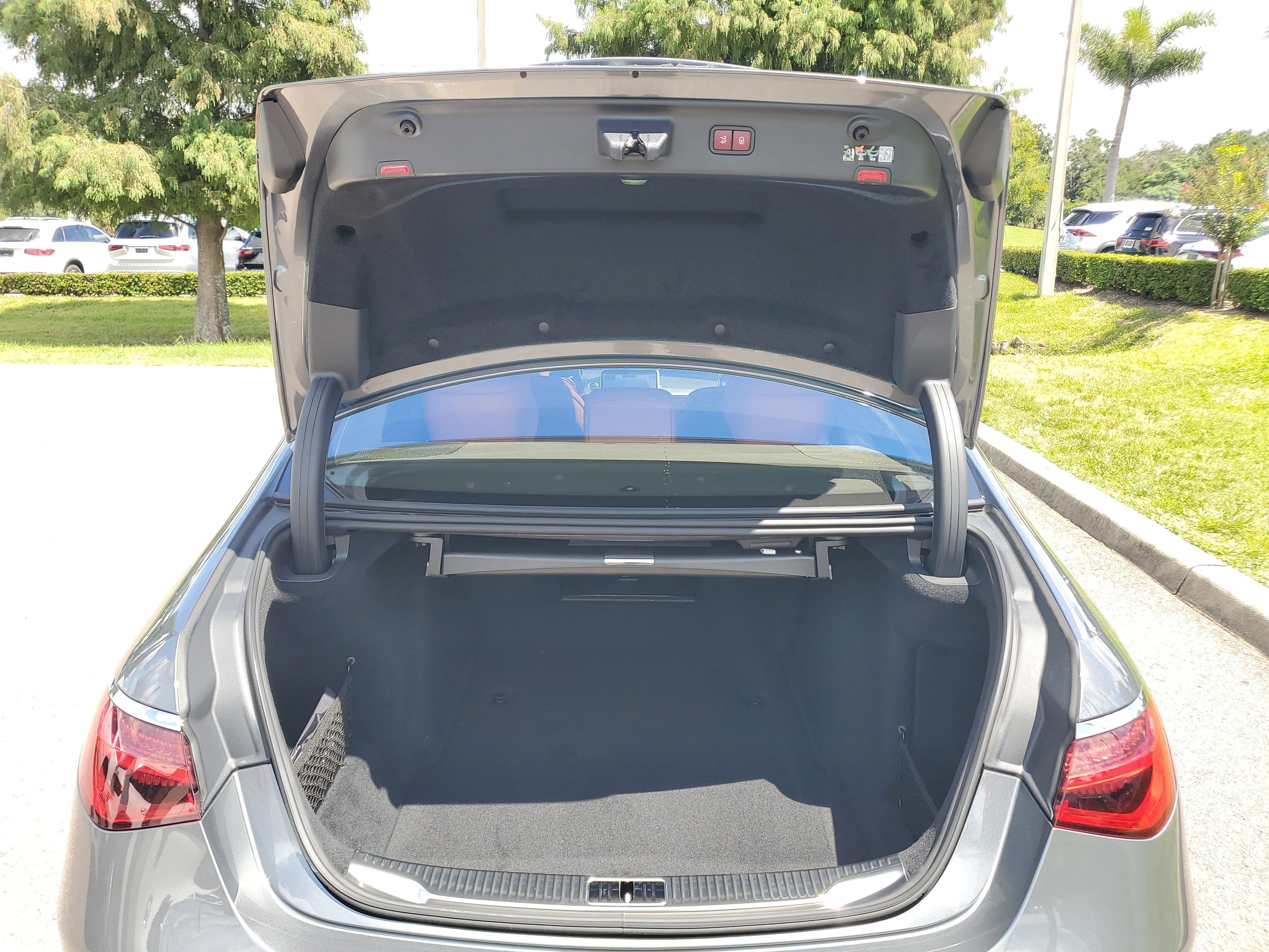 New 2026 Mercedes-Benz S 580 4MATIC Sedan image 8