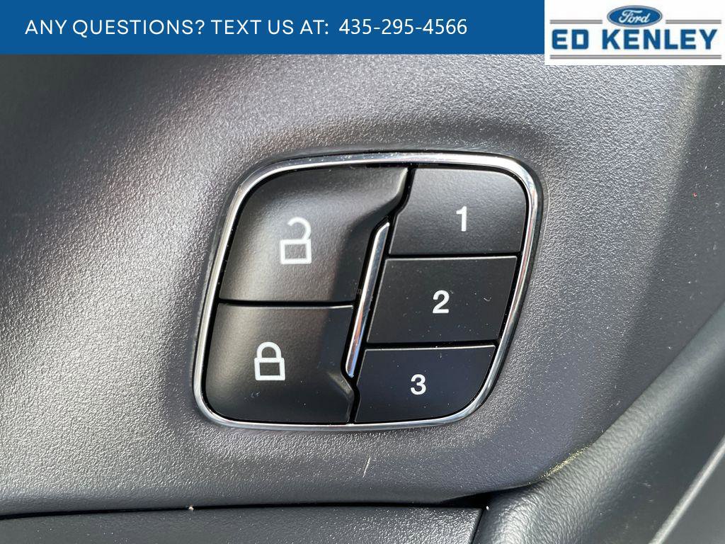 Used 2023 Ford Expedition Max Platinum AWD/4WD image 29