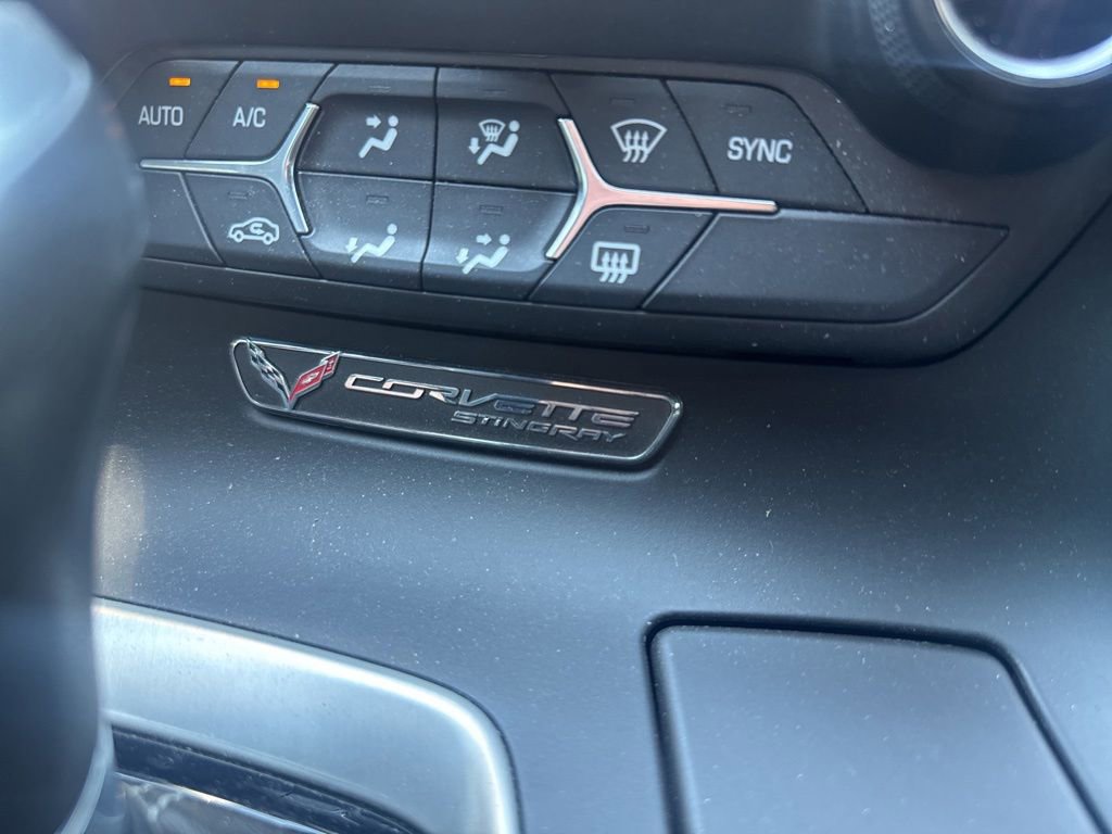 Used 2014 Chevrolet Corvette Stingray Coupe RWD image 32
