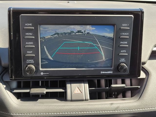 Used 2021 Toyota RAV4 XLE w/ Convenience Package image 27