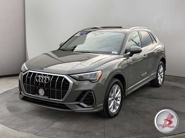 Used 2022 Audi Q3 2.0T Premium AWD/4WD image 3