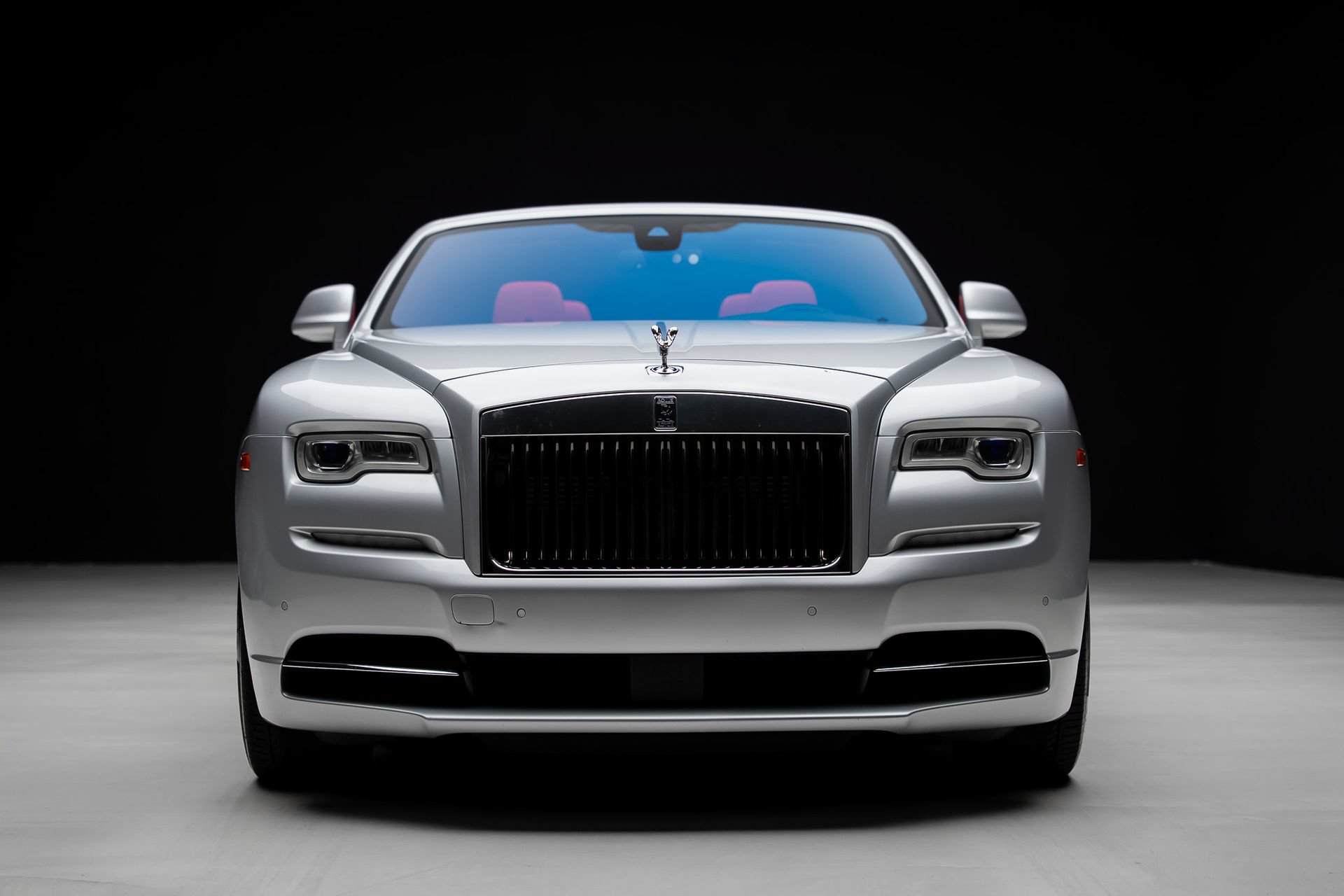 Used 2017 Rolls-Royce Dawn RWD image 10