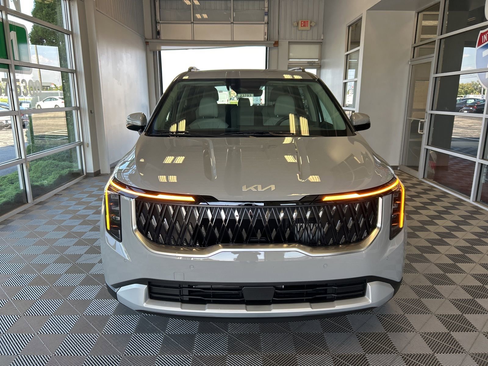 New 2026 Kia Carnival EX image 2