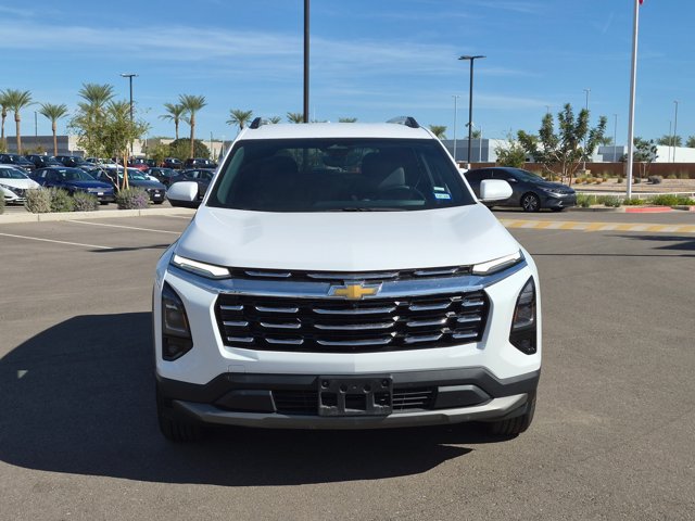 Used 2025 Chevrolet Equinox LT w/ Convenience Package II FWD image 2
