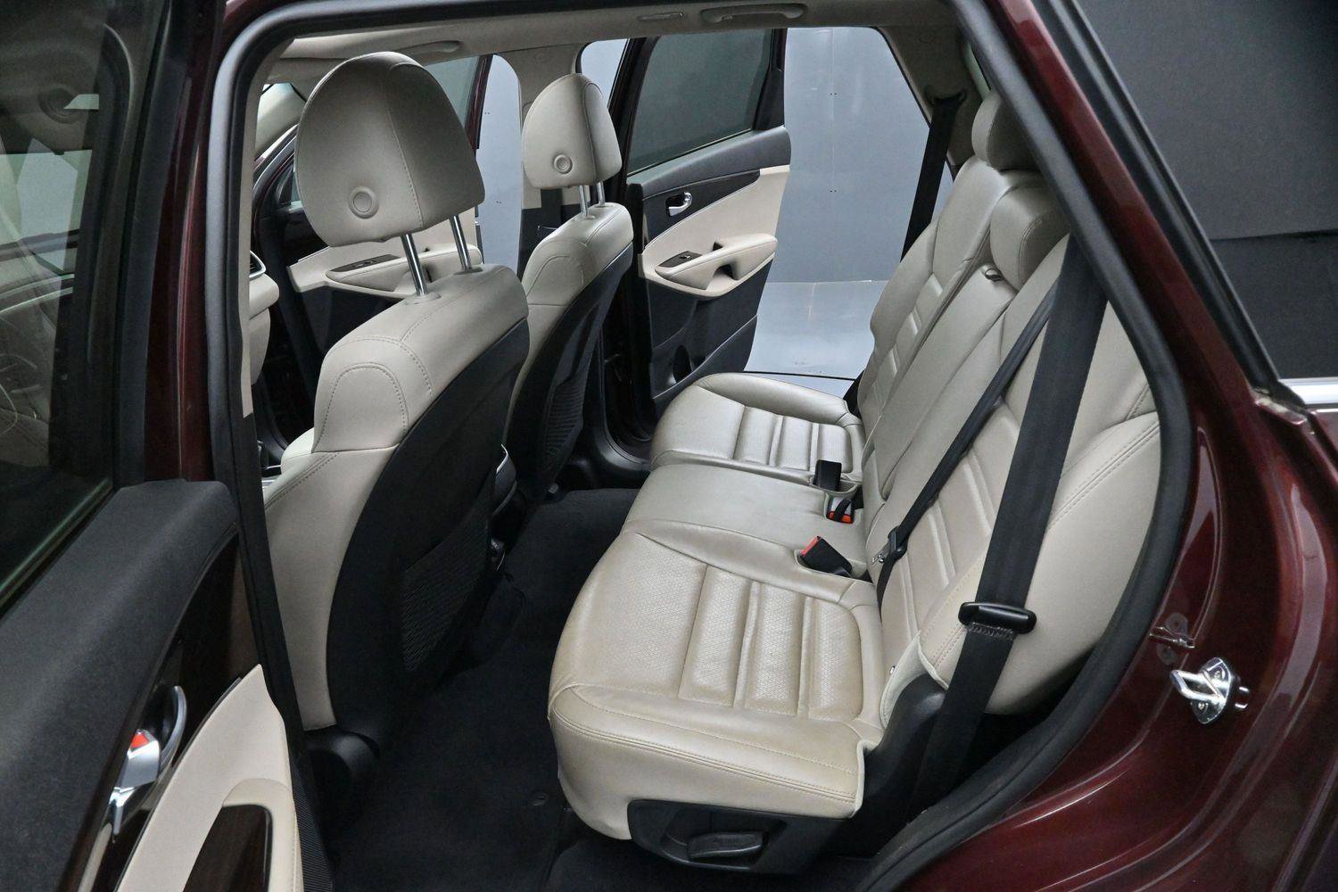 Used 2020 Kia Sorento EX FWD image 32