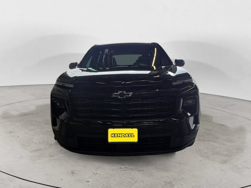 Certified 2025 Chevrolet Traverse LT w/ Midnight/Sport Edition AWD/4WD image 3