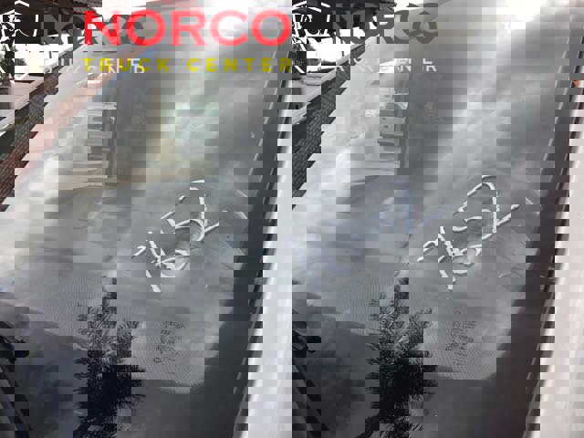 Used 2019 Mercedes-Benz Metris Passenger image 23