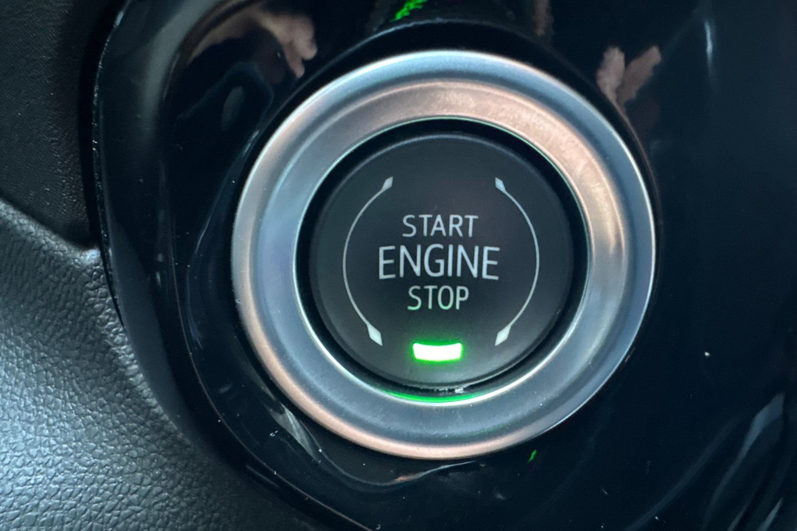 Certified 2025 Chevrolet Silverado 1500 RST w/ Convenience Package II image 25