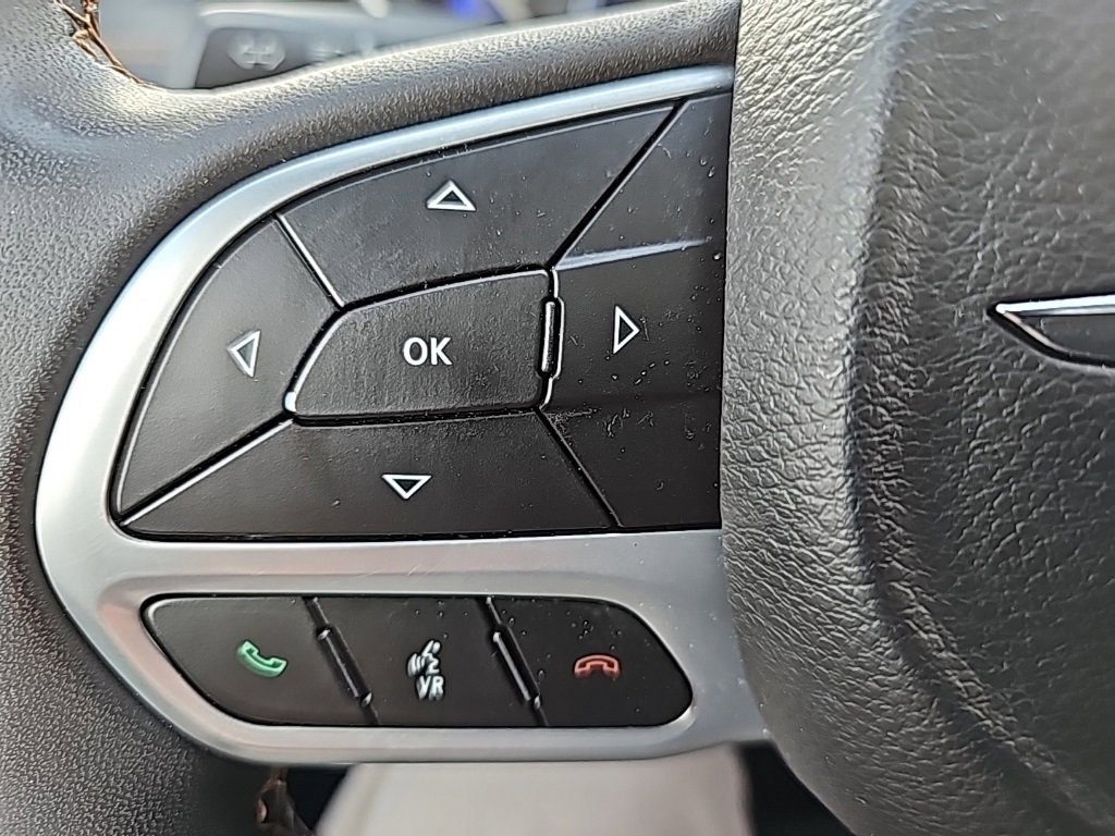 Certified 2022 Chrysler Pacifica Pinnacle image 38