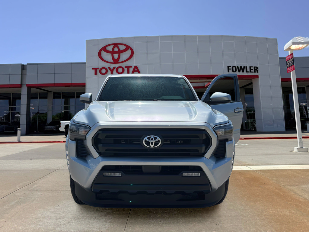 New 2026 Toyota Tacoma SR5 AWD/4WD image 10