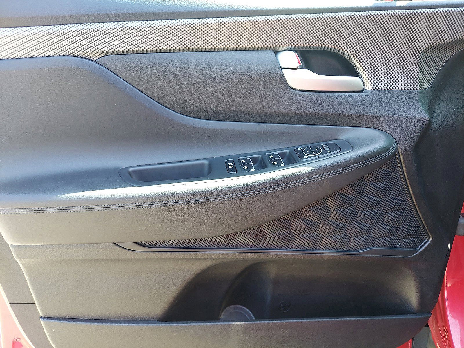 Used 2020 Hyundai Santa Fe SEL image 11