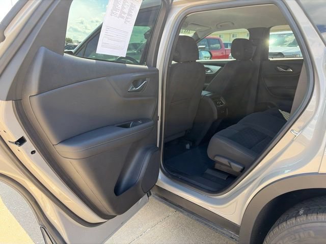 Used 2021 Chevrolet Blazer LT FWD image 31