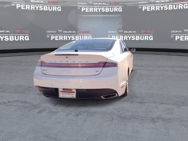 Used 2013 Lincoln MKZ FWD image 7