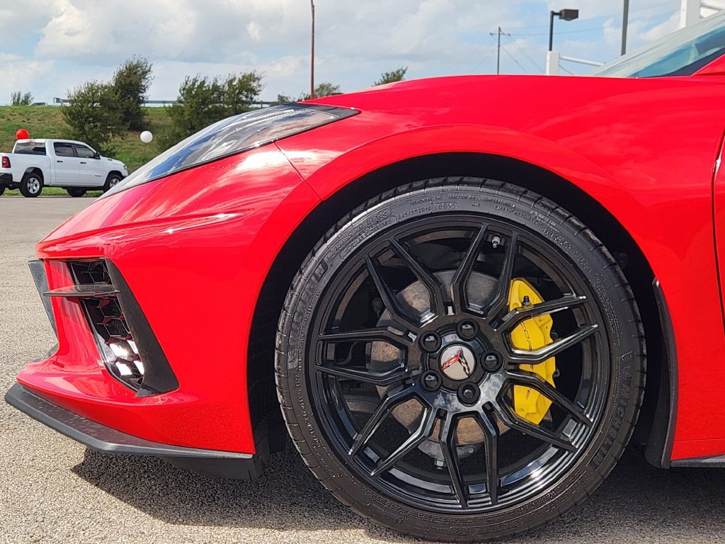 Used 2026 Chevrolet Corvette Stingray Preferred Conv RWD image 9