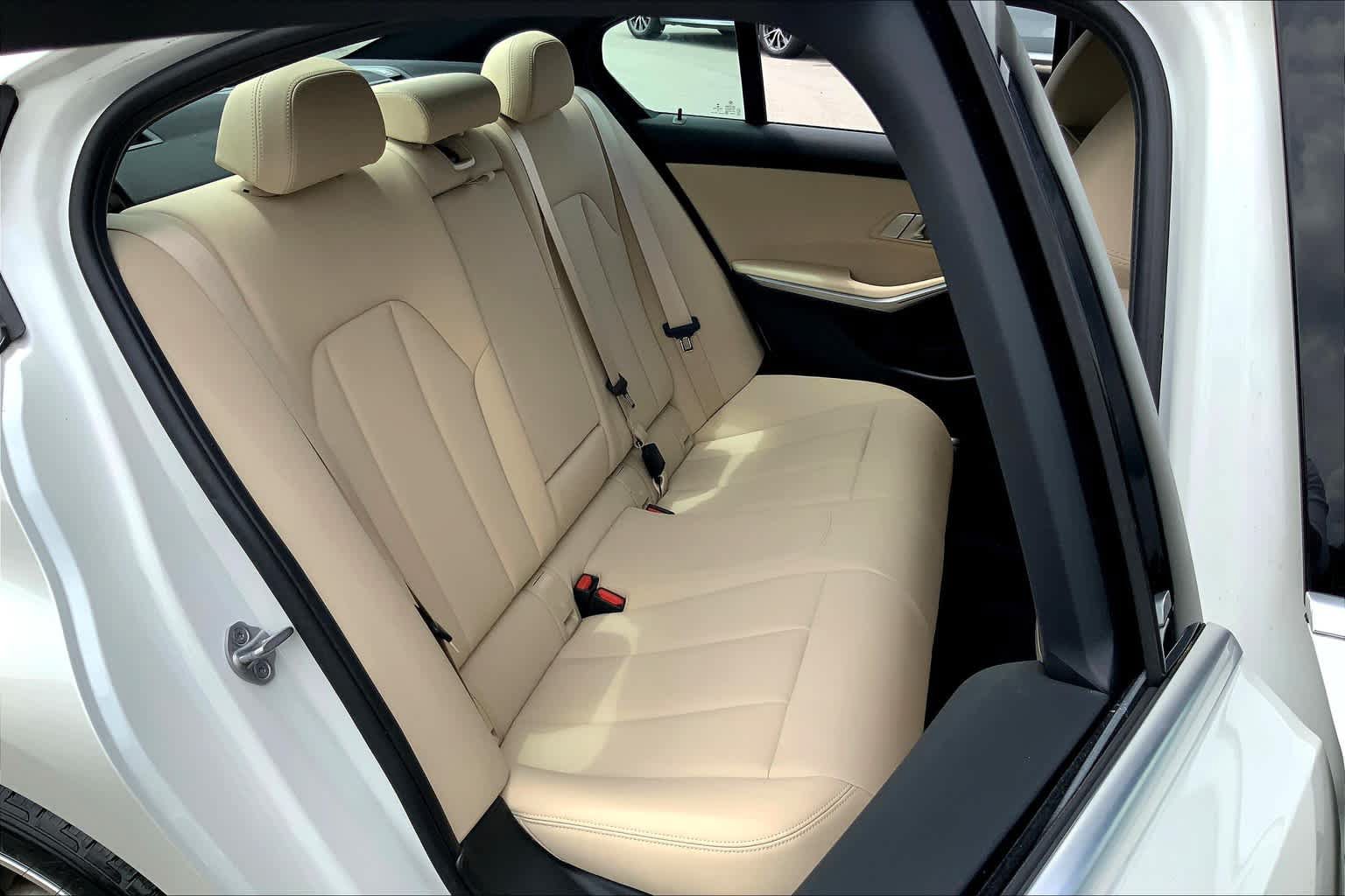 Used 2021 BMW 330i Sedan w/ Convenience Package RWD image 20