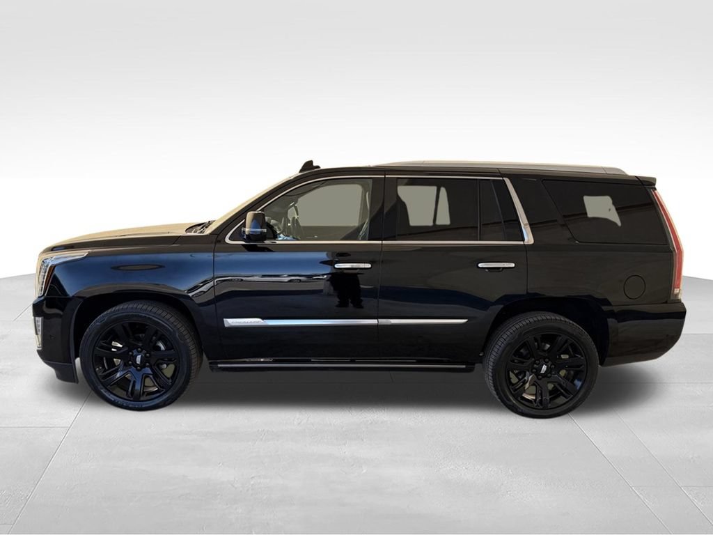 Used 2018 Cadillac Escalade Platinum AWD/4WD image 5