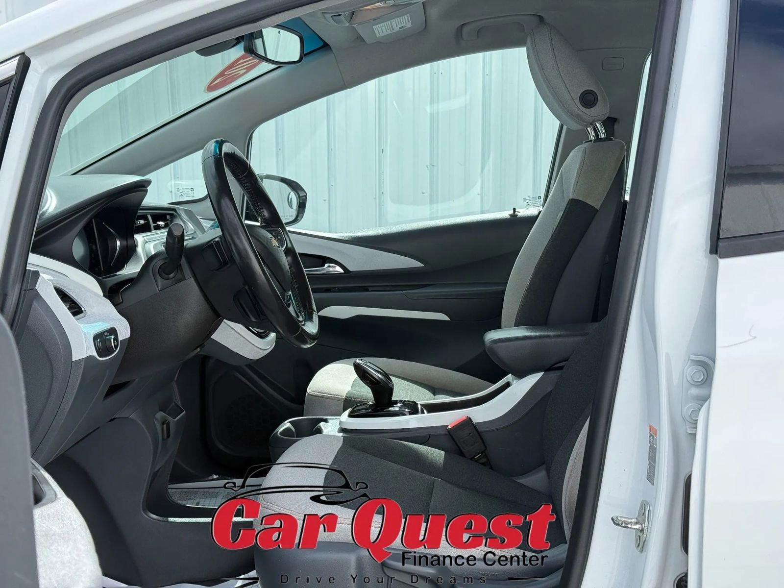 Used 2018 Chevrolet Bolt LT image 9