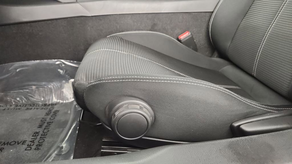 Used 2018 FIAT 124 Spider Classica RWD image 15