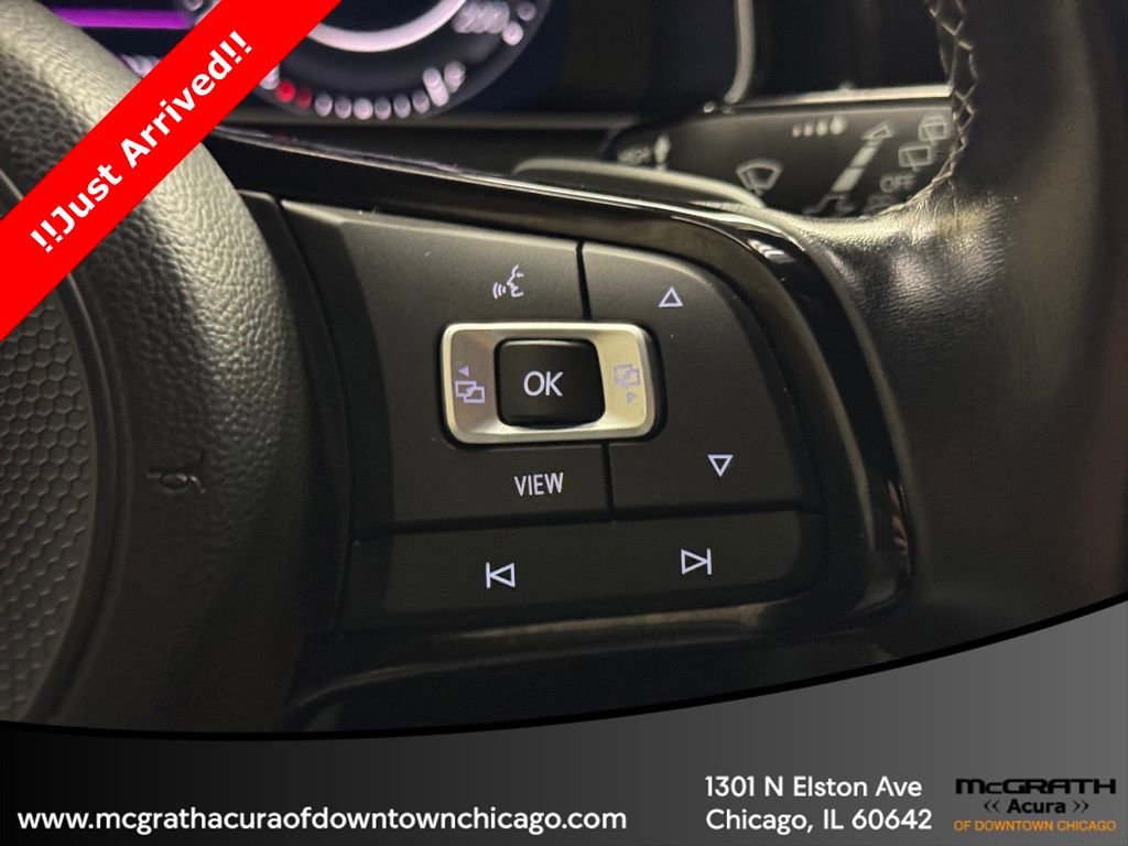 Used 2019 Volkswagen Golf R 4-Door image 21