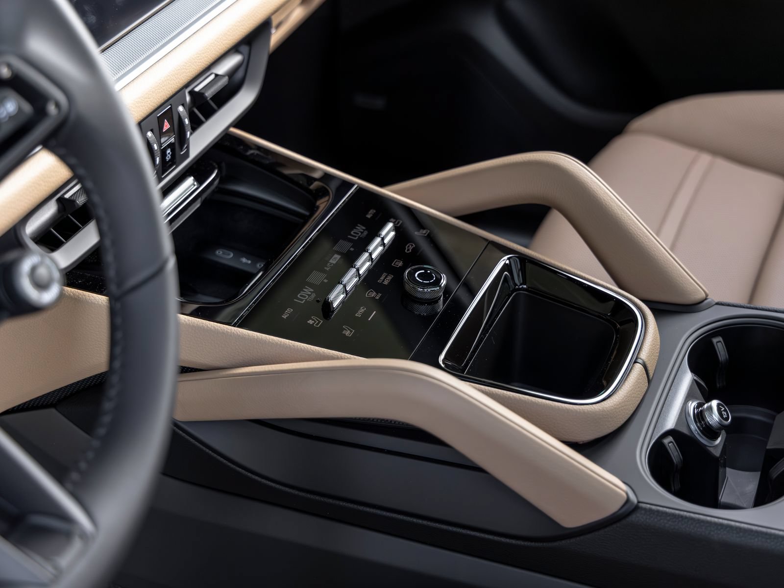 New 2026 Porsche Cayenne Coupe AWD/4WD image 38