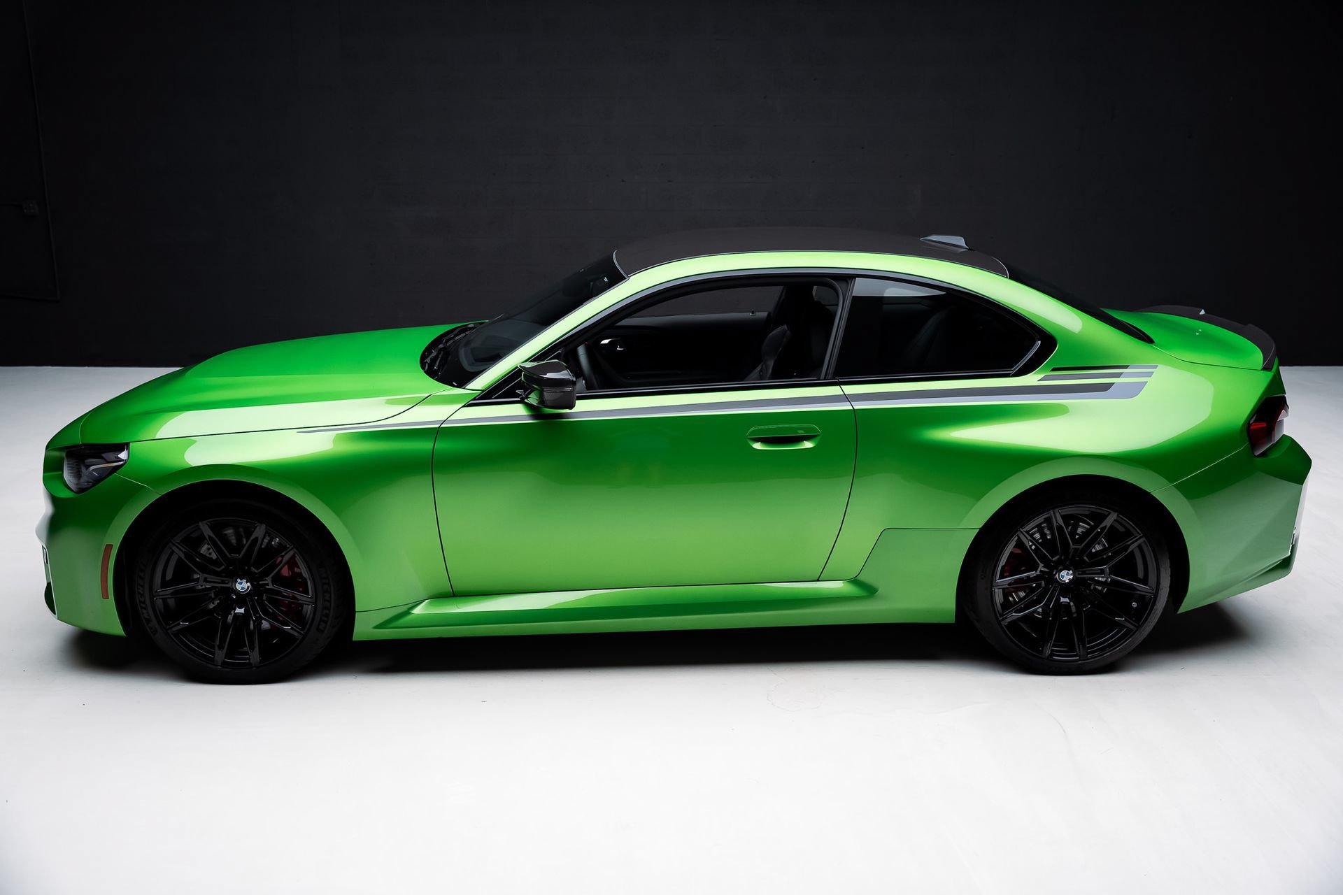 Used 2025 BMW M2 w/ Lighting Package RWD image 17