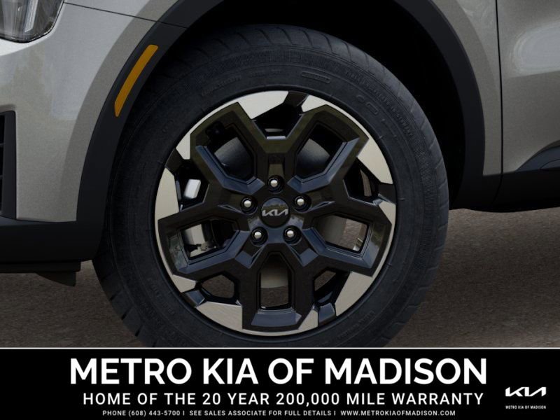 New 2026 Kia Sorento S image 9