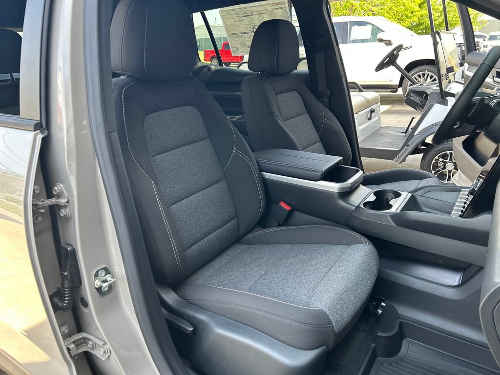 New 2026 GMC Terrain Elevation w/ Black Edition FWD image 40