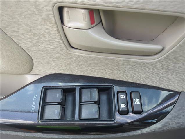 Used 2012 Toyota Sienna LE FWD image 10