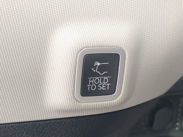 Certified 2023 Jeep Grand Cherokee Limited RWD image 15