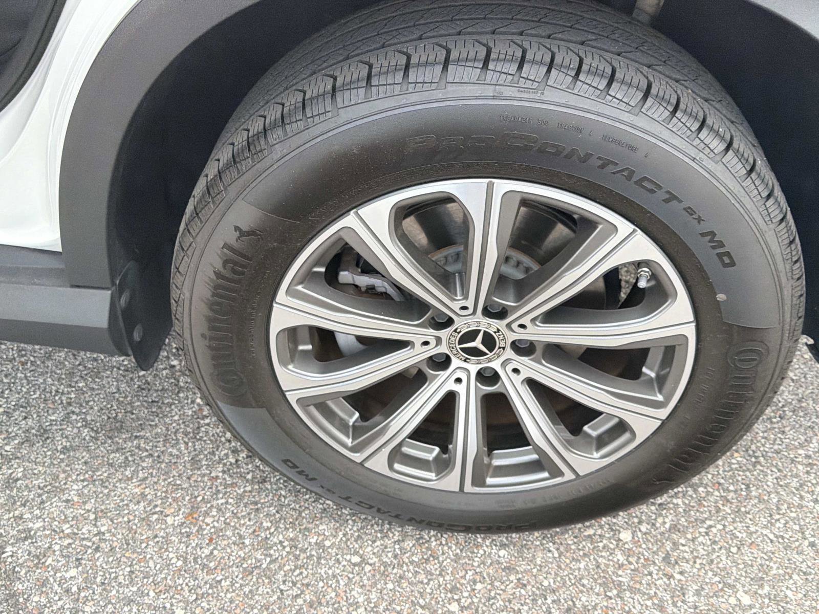 Certified 2024 Mercedes-Benz GLC 300 image 10