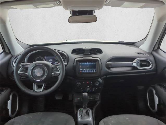 Used 2021 Jeep Renegade Latitude image 19