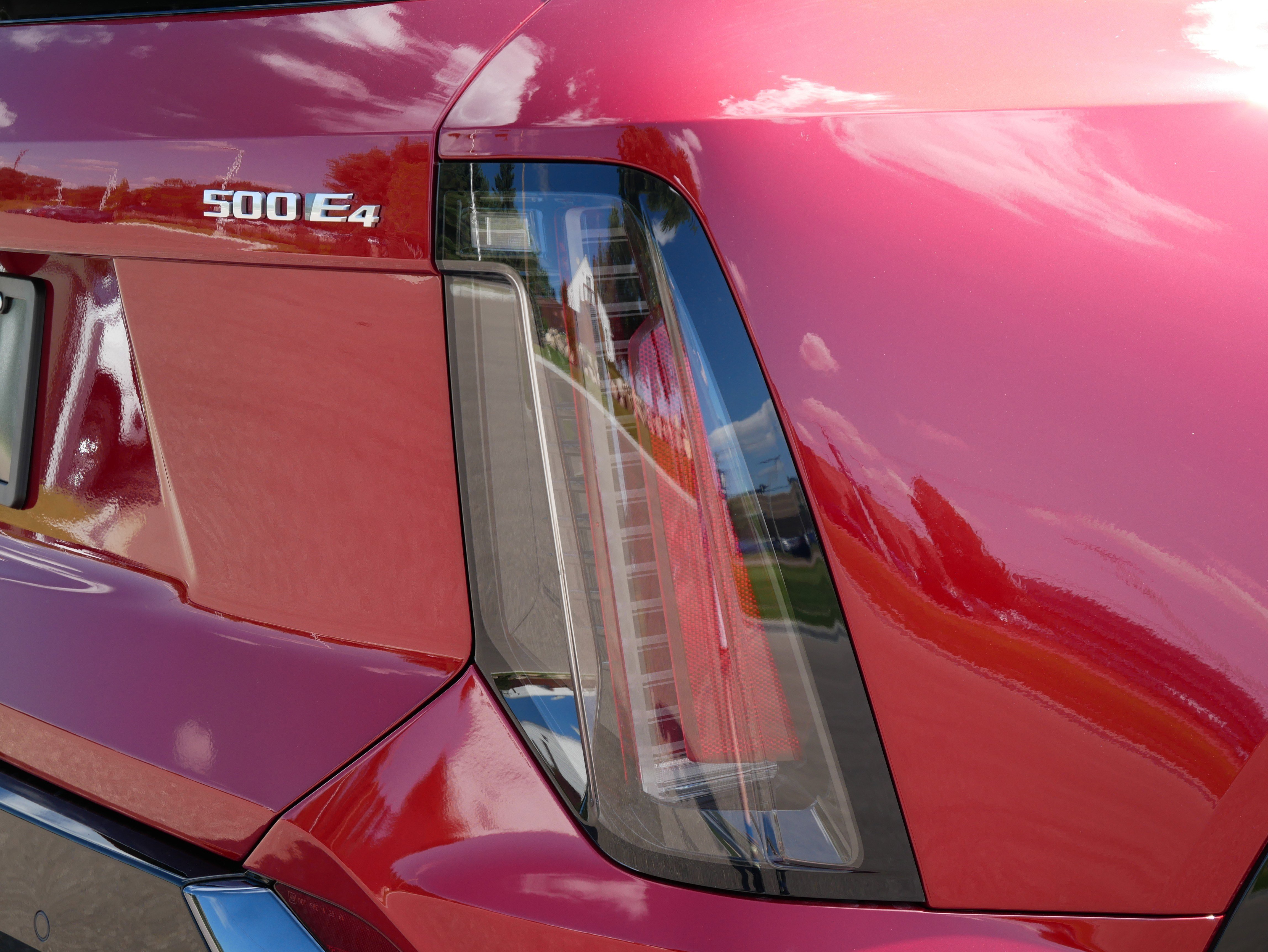 Used 2025 Cadillac Optiq Sport 1 w/ LPO, Floor Liner Package image 15