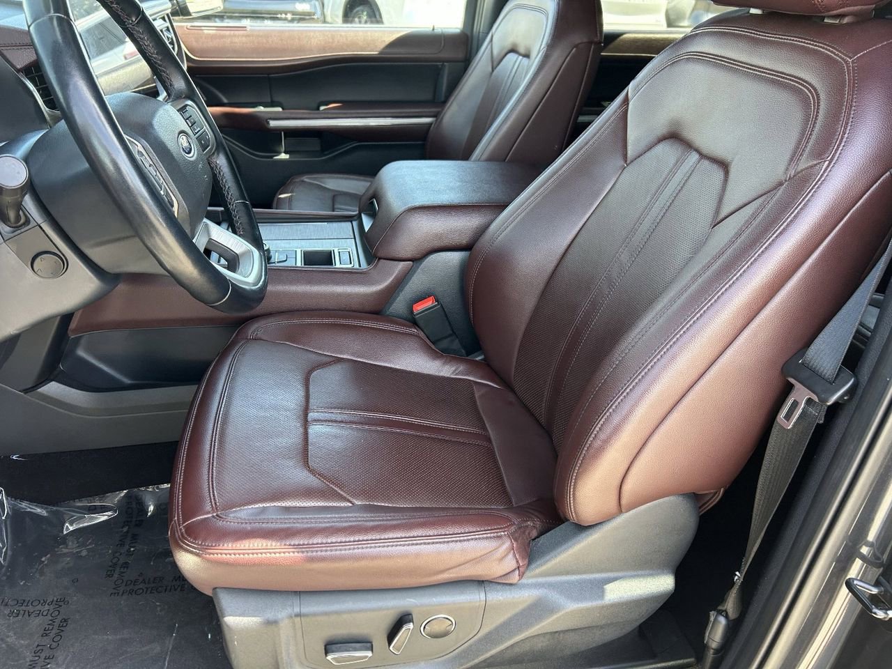 Used 2023 Ford Expedition Limited image 25