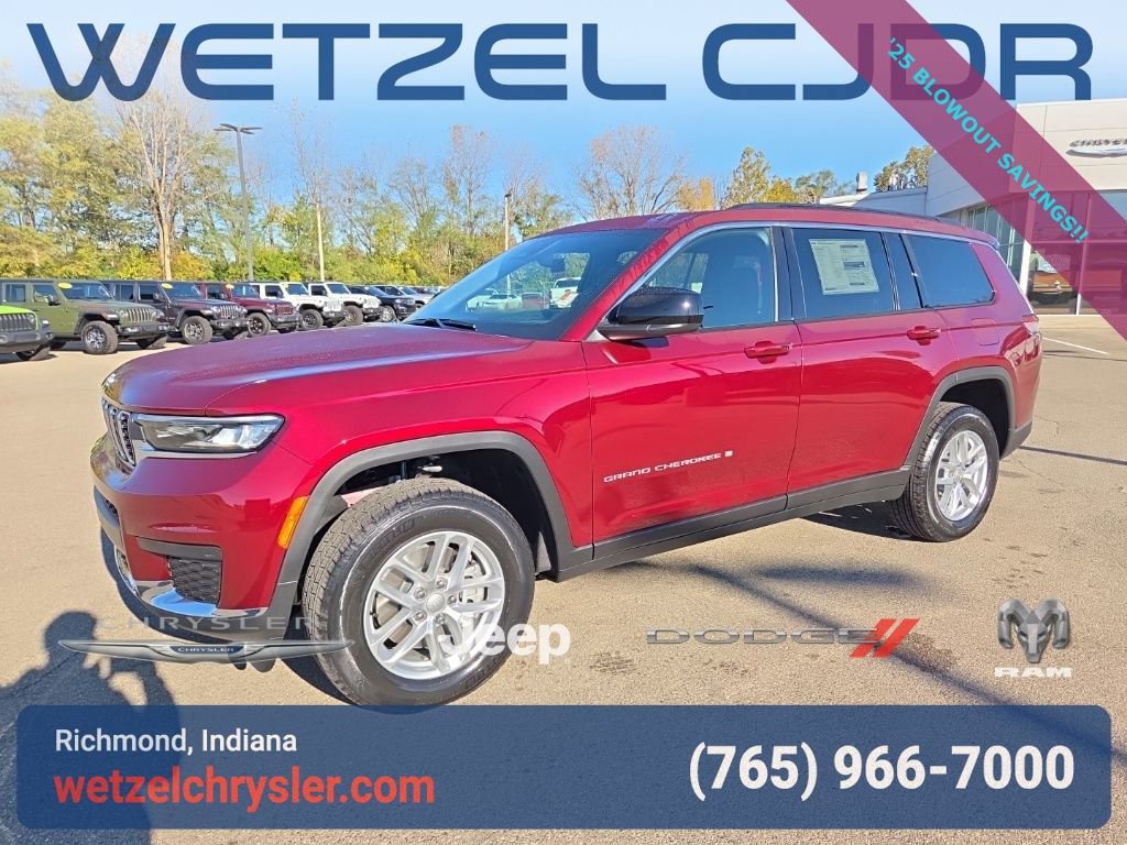 New 2025 Jeep Grand Cherokee L Laredo image 3
