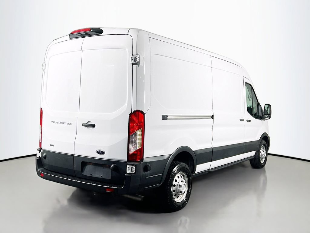Used 2024 Ford Transit 250 148 Medium Roof Extended AWD image 5