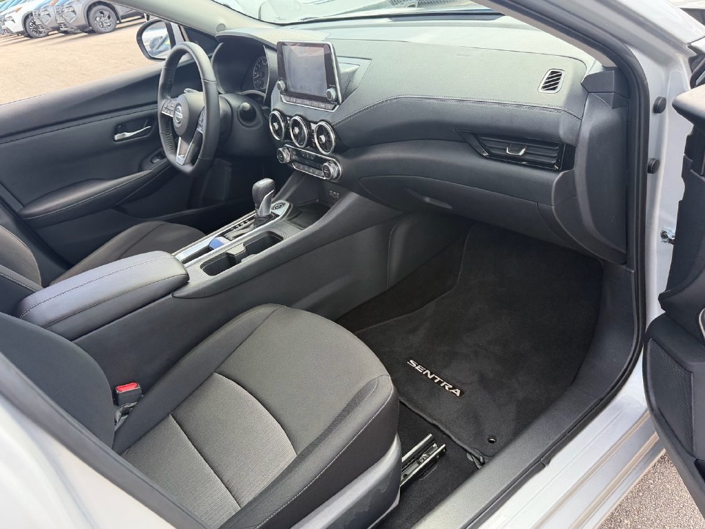 Certified 2023 Nissan Sentra SV w/ All-Weather Package FWD image 18