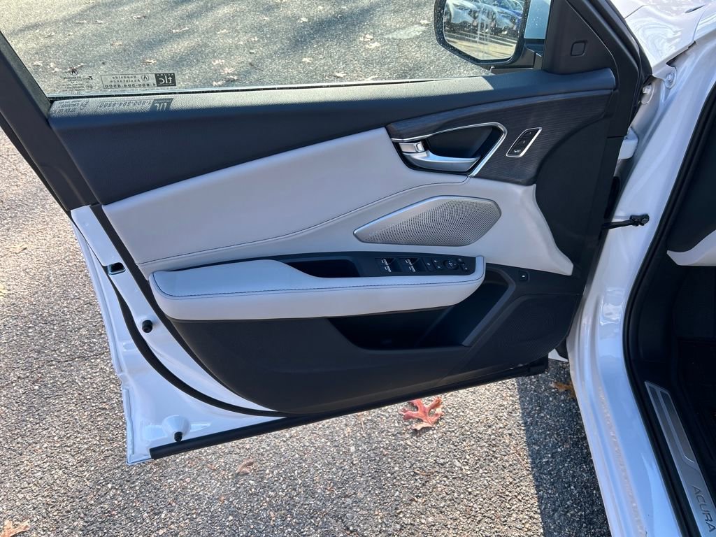 New 2026 Acura RDX SH-AWD image 13